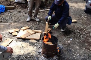 現場の焚き火(箱根強羅の家)